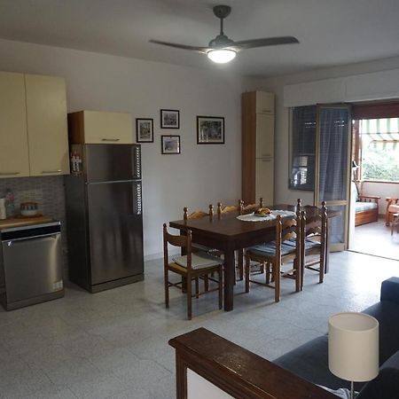 Ferienwohnung La Terrazza Di Carmen E Fausto Cetraro Exterior foto